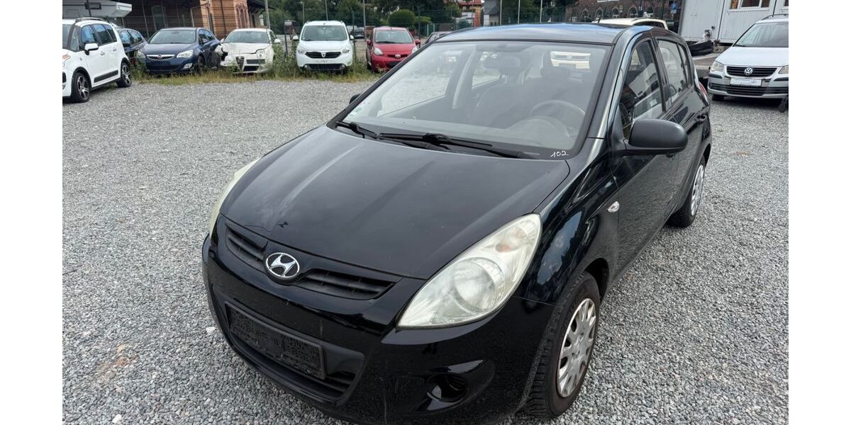 Hyundai i20 146.000 km 1.999 &euro; Mörlenbach 69509