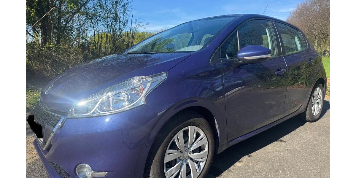 Peugeot 208 83.500 km 4.650 &euro; Mannheim 68199