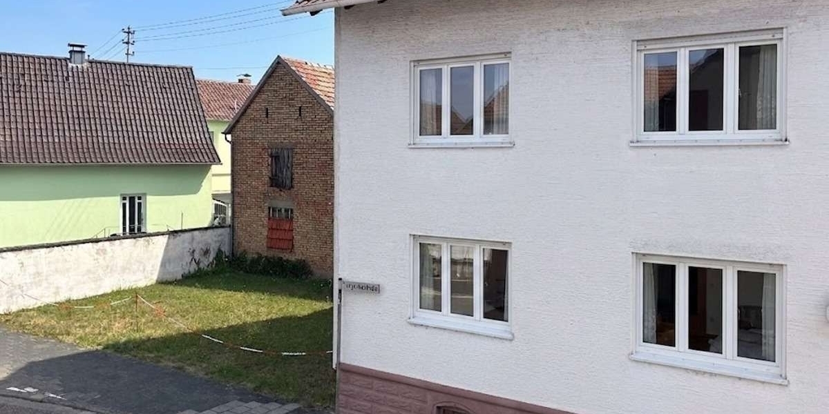 Großzügige 3-Zimmer-ETW mit 103 m² und toller Einbauküche in ruhiger Wohnlage von Harthausen - Etagenwohnung Harthausen | Angebot:27131146