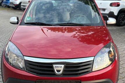 Dacia Sandero 105.975 km 4.999 € Speyer 67346