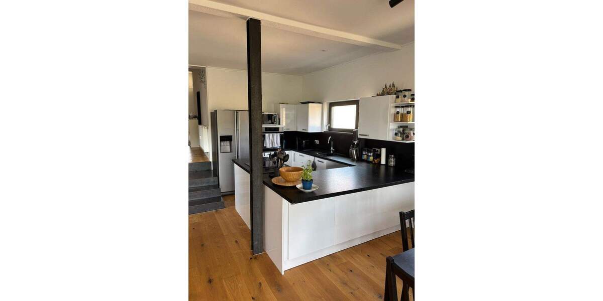 Etagenwohnung Brühl Rohrhof - 4 Zimmer, 108 m&sup2;, 1.500&euro; | Angebot:25659075