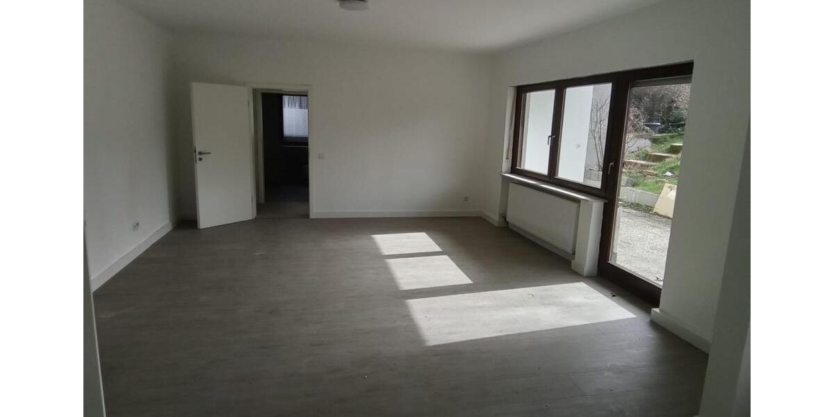 Etagenwohnung Reilingen - 3 Zimmer, 84 m&sup2;, 219.000&euro; | Angebot:25376465