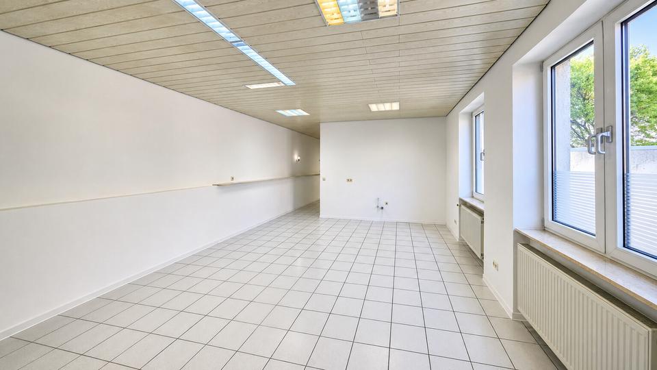Gewerbeobjekt Eschelbronn - 1.050&euro; | Angebot:26384807