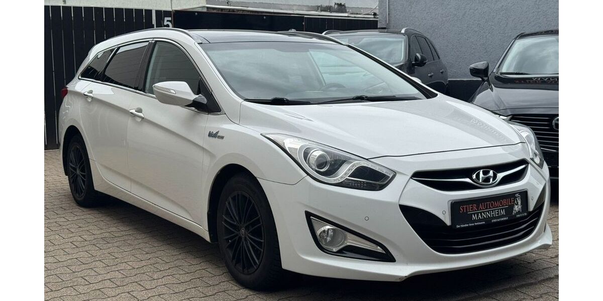 Hyundai i40 188.000 km 5.150 &euro; Mannheim 68199