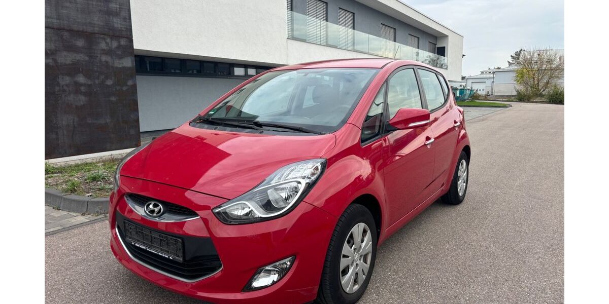 Hyundai ix20 62.000 km 7.600 &euro; Plankstadt 68723