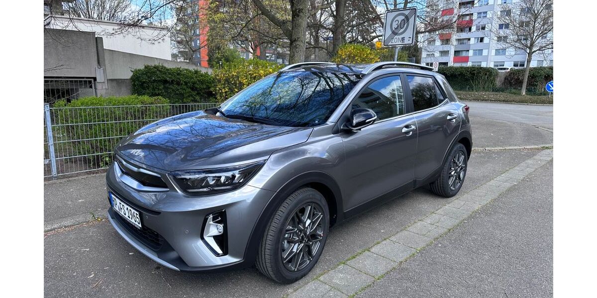 Kia Stonic 6.750 km 19.375 &euro; Heppenheim 64646