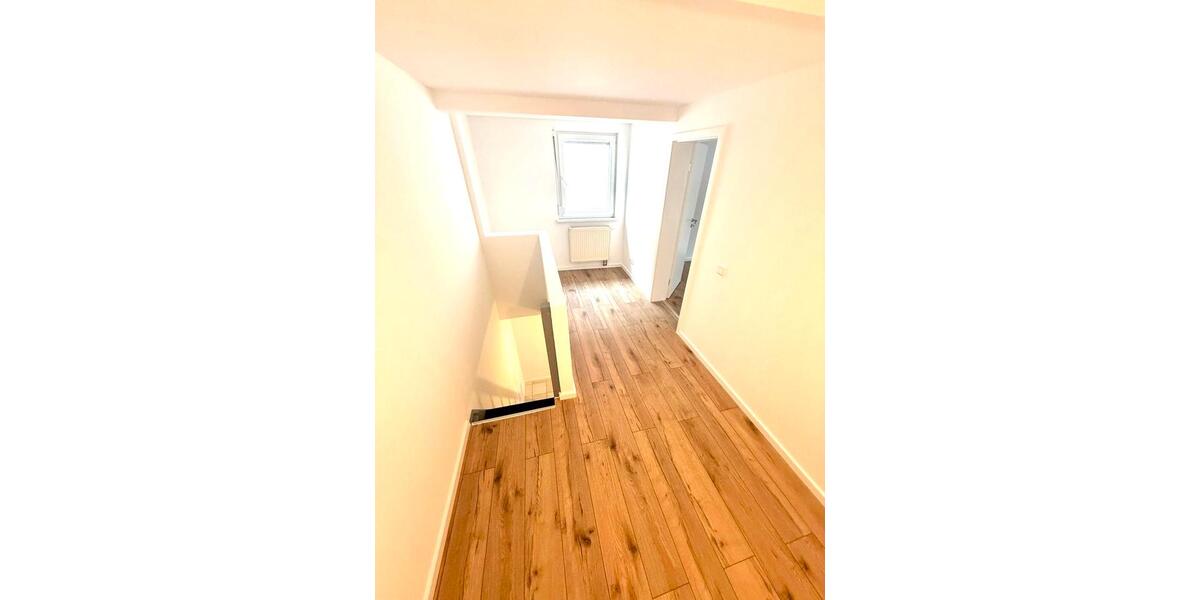 Etagenwohnung Ludwigshafen am Rhein Rheingönheim - 2 Zimmer, 58 m&sup2;, 900&euro; | Angebot:26664224