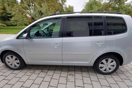 VW Touran 223.000 km 5.400 &euro; Mannheim 68199