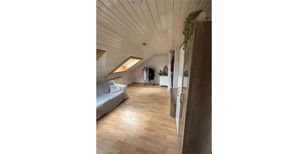 Dachgeschoßwohnung Mannheim Fahrlach - 2 Zimmer, 53 m&sup2;, 730&euro; | Angebot:26069447