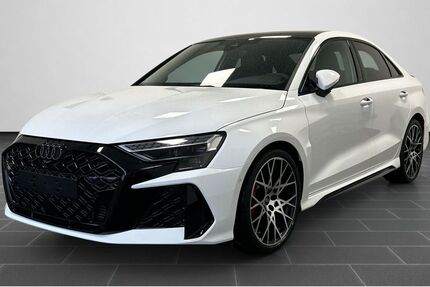 Audi RS3 8.500 km 68.900 &euro; Walldorf 69190