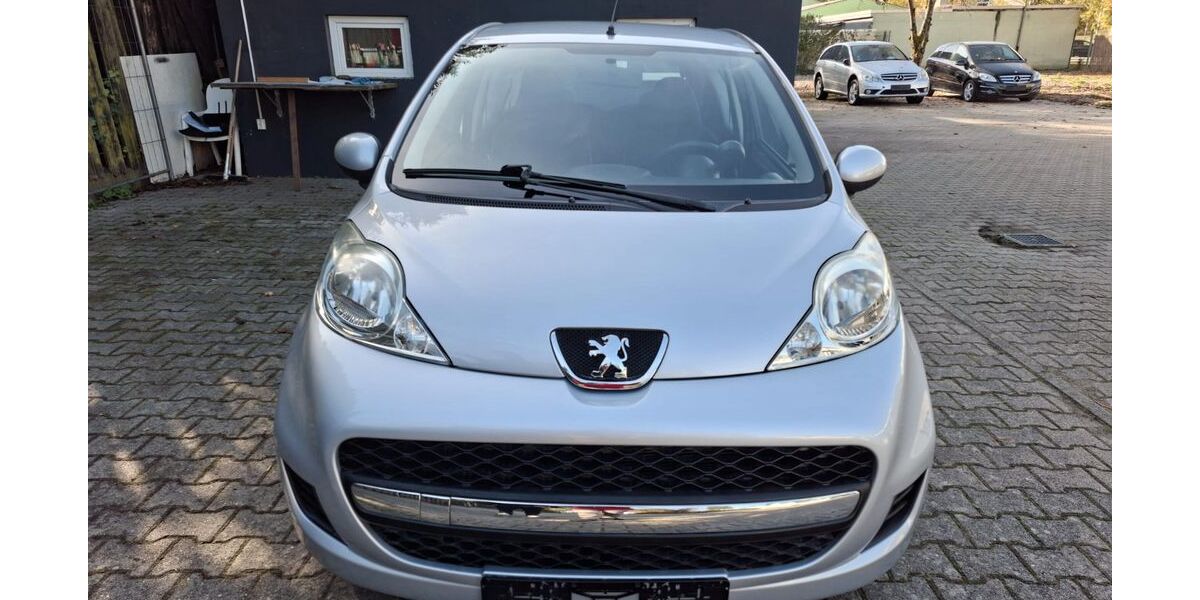 Peugeot 107 36.000 km 4.950 &euro; Walldorf, Baden-Wurttemberg, Germany 69190
