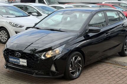 Hyundai i20 17.000 km 12.990 &euro; Ludwigshafen 67059