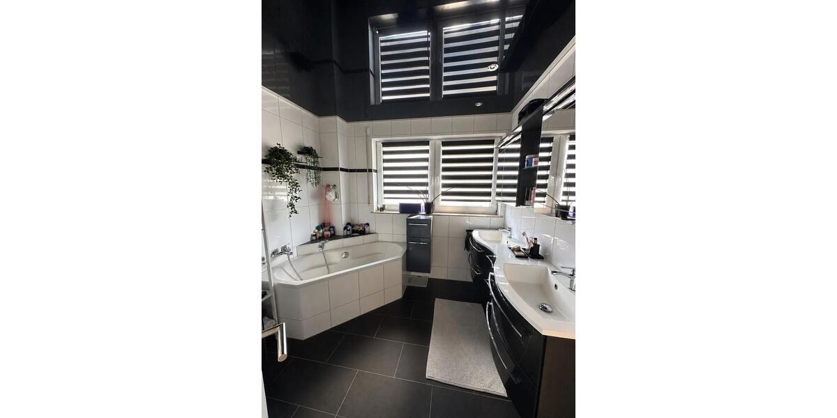 Erdgeschoßwohnung Philippsburg - 4.5 Zimmer, 140 m&sup2;, 469.000&euro; | Angebot:27053806