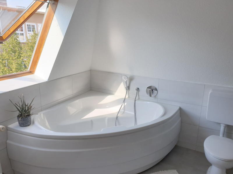 ObjNr:18661 - Sanierte 4-Zimmer ETW mit Balkon mit Blick über Ludwigshafen 4 zimmer