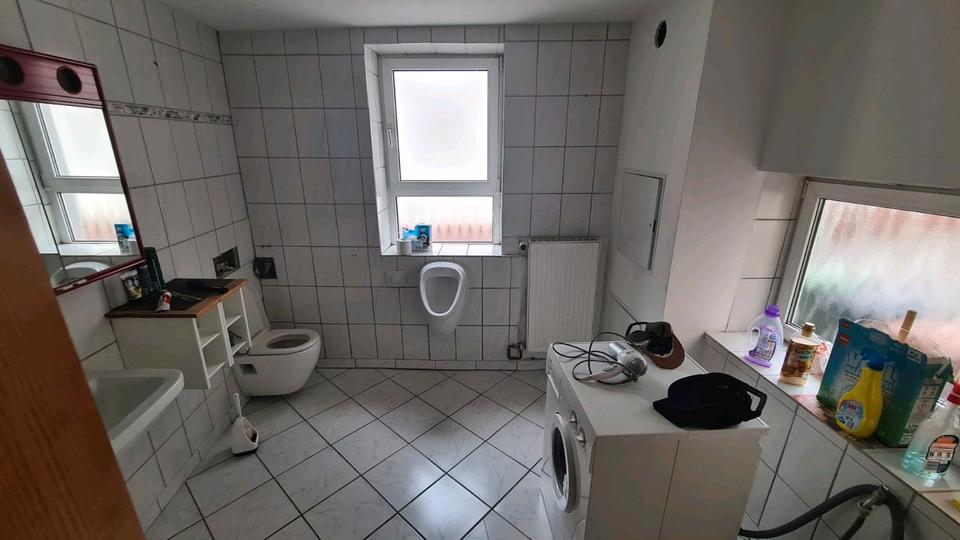 Kleines Haus in Weinheim zu verkaufen. 2 zimmer