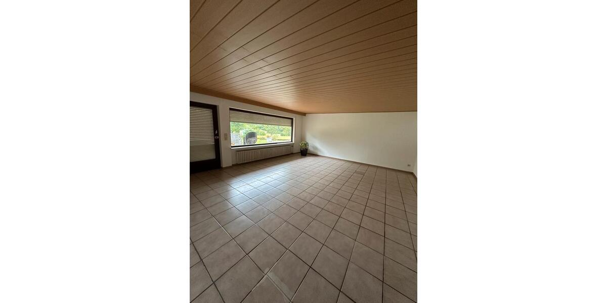 Etagenwohnung Oberzent - 3 Zimmer, 95 m&sup2;, 1.200&euro; | Angebot:26652233
