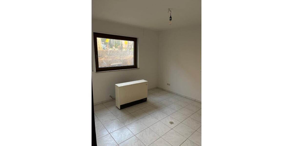 Etagenwohnung Forst - 2.5 Zimmer, 61 m&sup2;, 165.000&euro; | Angebot:24677451