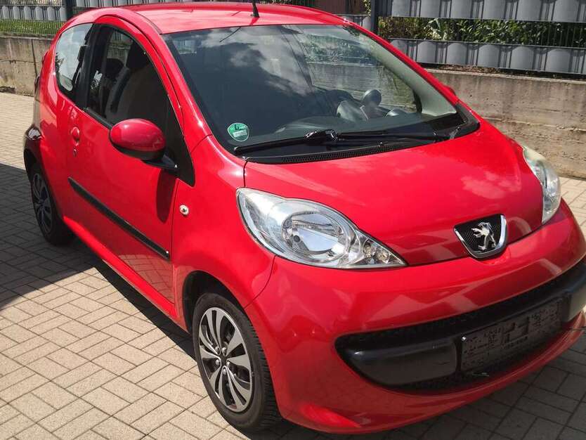 Peugeot 107 207.650 km 1.600 € Kirchardt 74912