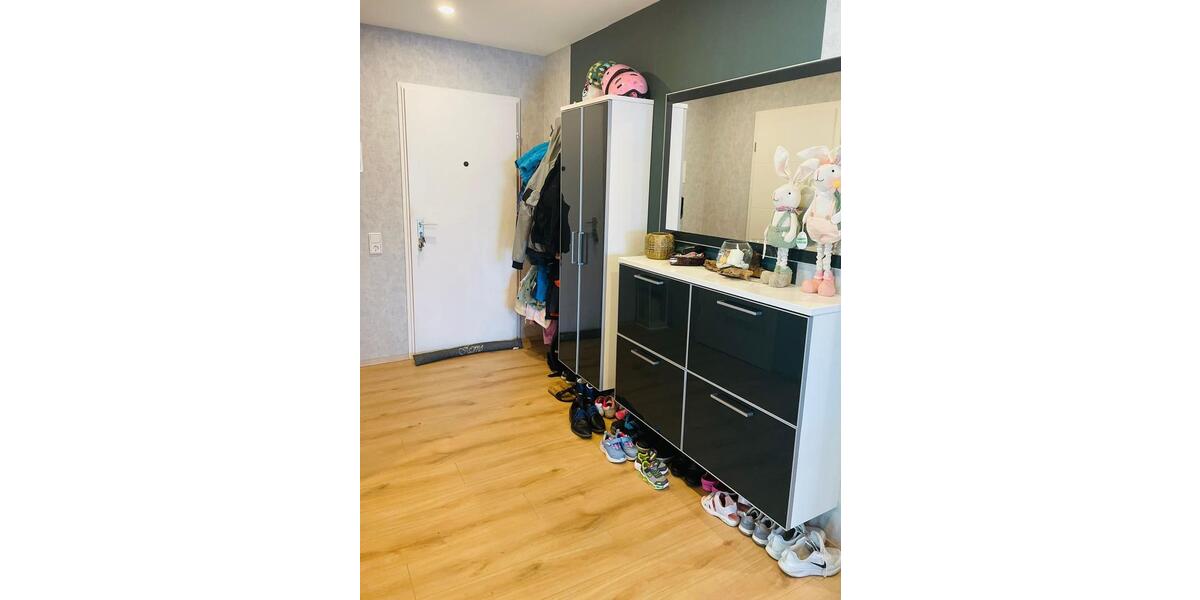 3 Zimmer Wohnung zum Verkauf. 3 zimmer