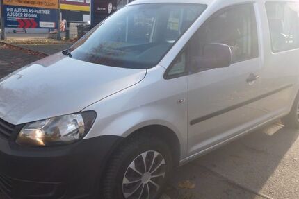 VW Caddy 366.900 km 3.799 &euro; Mannheim 68199