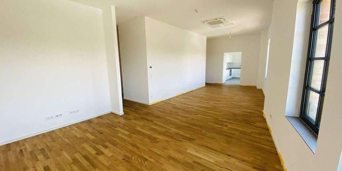 Elegante & moderne 4 ZKB-Wohnung, teilklimatisiert mit Einbauküche, nähe MMT Campus & UMM 4 zimmer