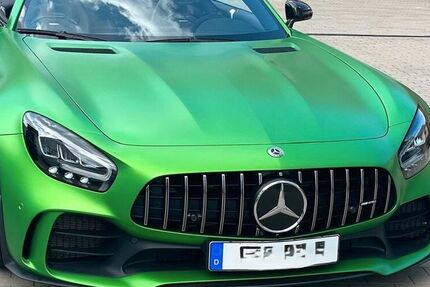 Mercedes AMG GT R