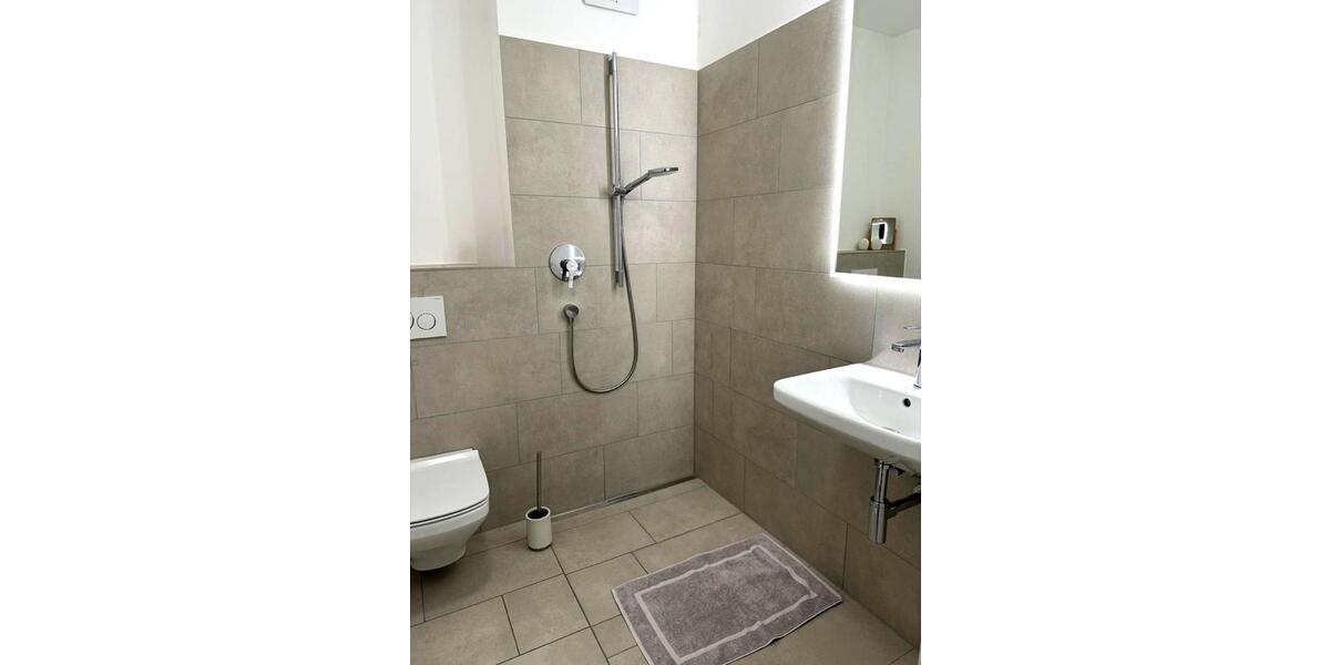 Erdgeschoßwohnung Speyer - 4 Zimmer, 117 m&sup2;, 1.950&euro; | Angebot:25253759