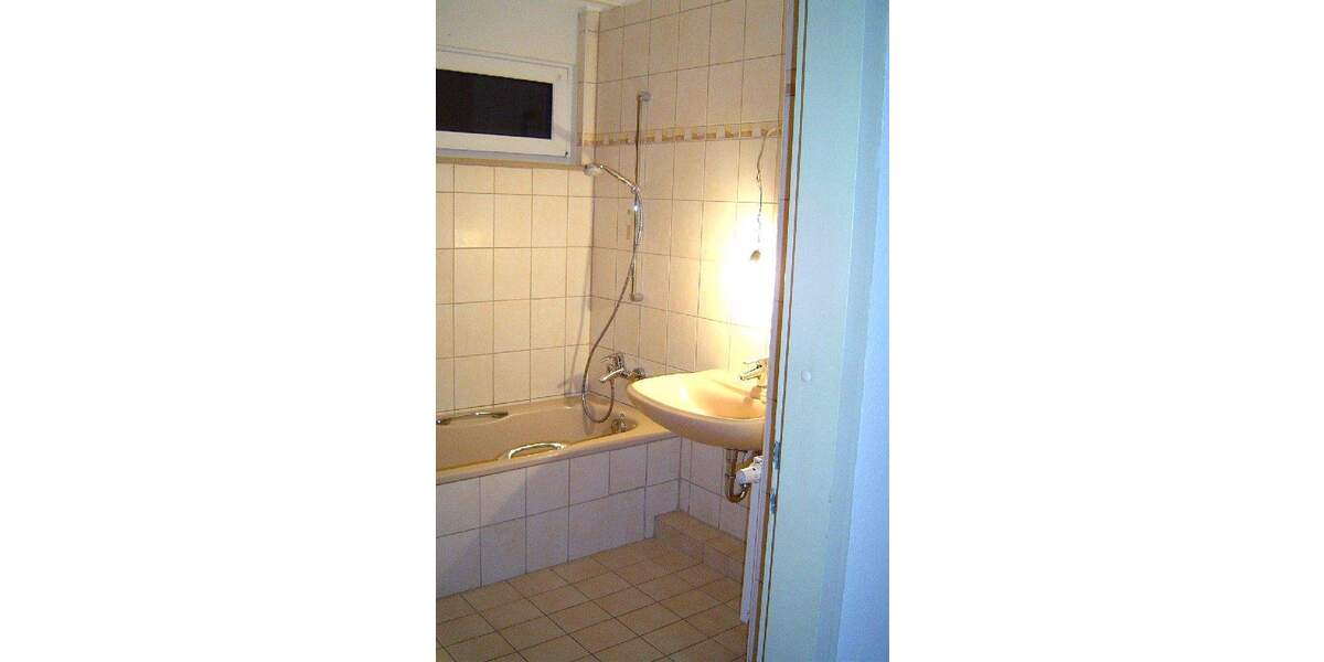 Etagenwohnung Ludwigshafen West - 3 Zimmer, 91 m&sup2;, 199.000&euro; | Angebot:24912289