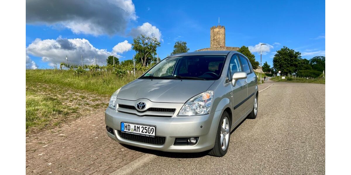 Toyota Corolla Verso 189.000 km 4.200 &euro; Sinsheim 74889