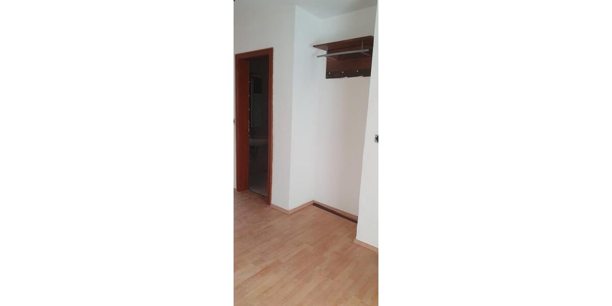 Etagenwohnung Ludwigshafen am Rhein Parkinsel - 3 Zimmer, 85 m&sup2;, 975&euro; | Angebot:25382127