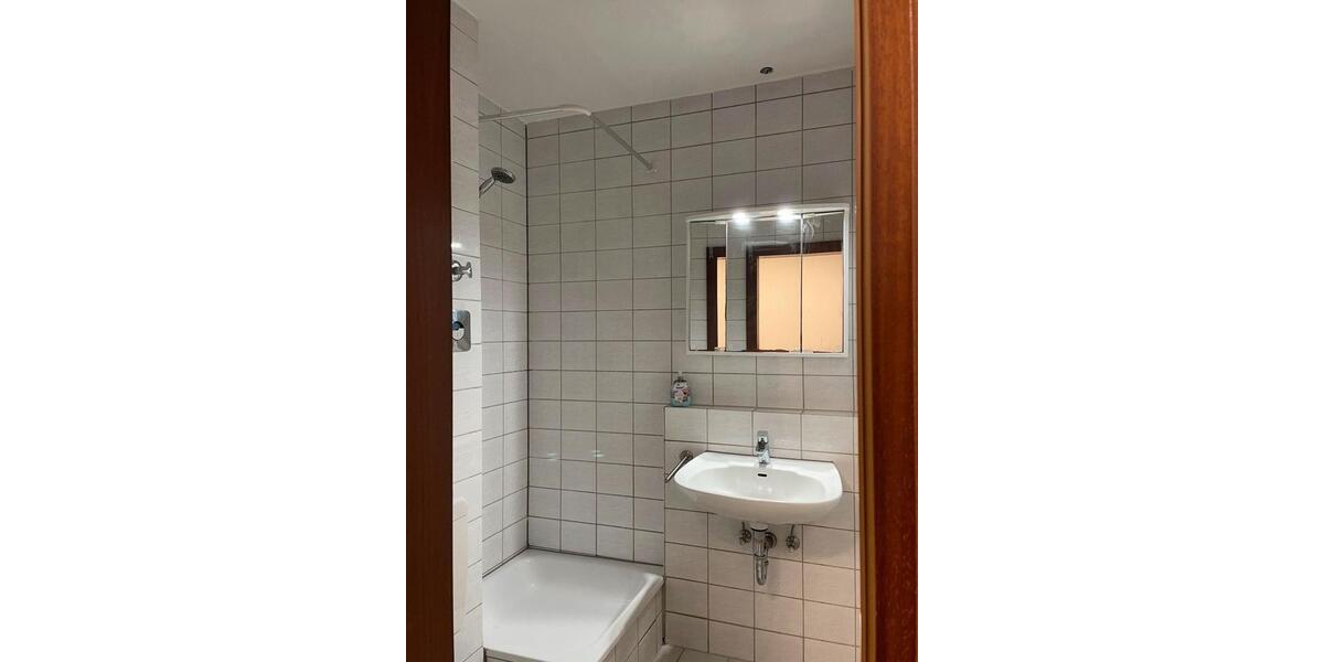 Etagenwohnung Ludwigshafen am Rhein Edigheim - 1 Zimmer, 24 m&sup2;, 100.000&euro; | Angebot:25854192
