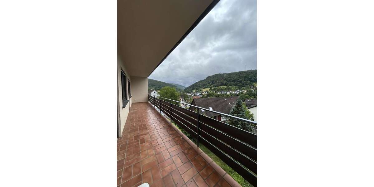 Etagenwohnung Hirschhorn - 4 Zimmer, 142 m&sup2;, 1.350&euro; | Angebot:26871779