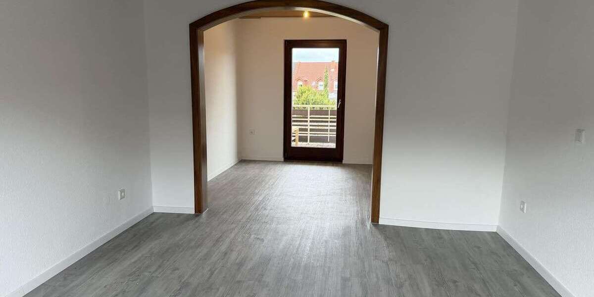 Haus zum Mieten in Plankstadt 2.350 € 175 m² 8 zimmer