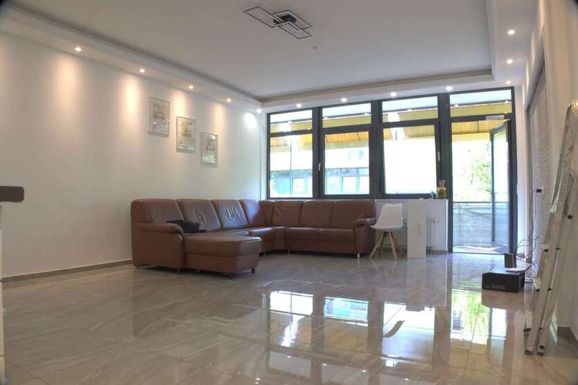 Wohnung zum Kaufen in Bensheim 325.000 € 100 m²