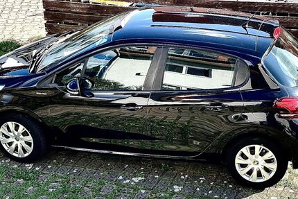 Peugeot 208 72.600 km 7.000 € Mannheim 68199
