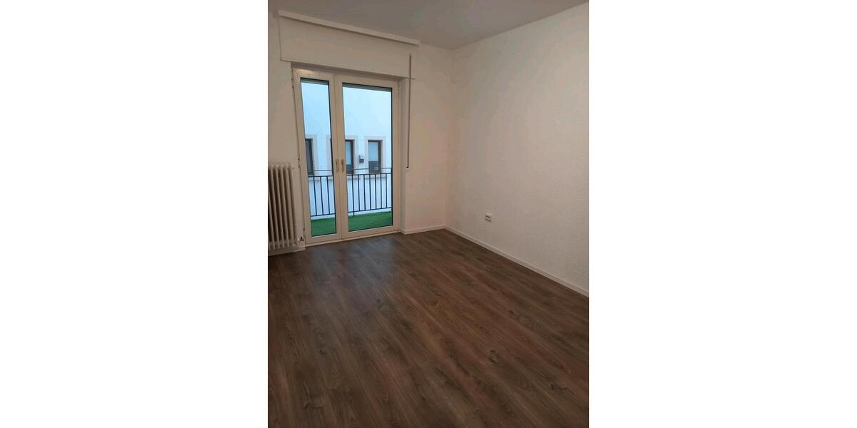 Etagenwohnung Limburgerhof - 3 Zimmer, 70 m&sup2;, 780&euro; | Angebot:25333647