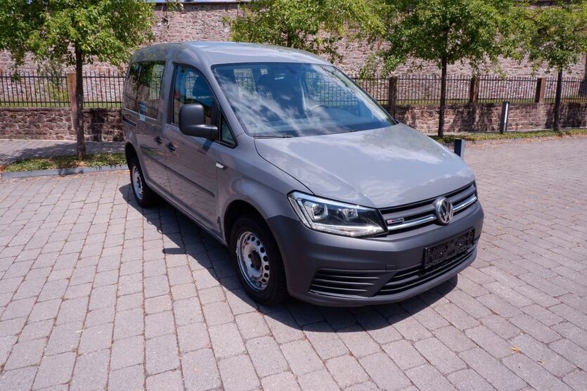 VW Caddy 204.500 km 11.900 € Heidelberg 69118