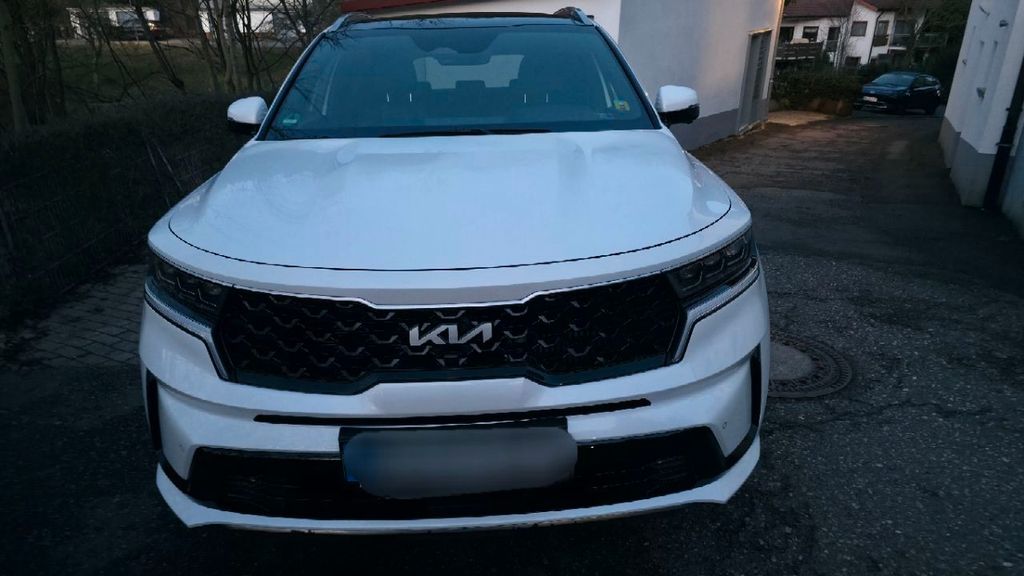 Kia Sorento 52.000 km 37.100 &euro; Schriesheim 69198