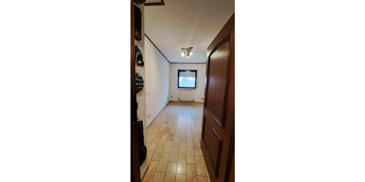 Etagenwohnung Mannheim Almenhof - 4 Zimmer, 134 m&sup2;, 1.960&euro; | Angebot:25424523