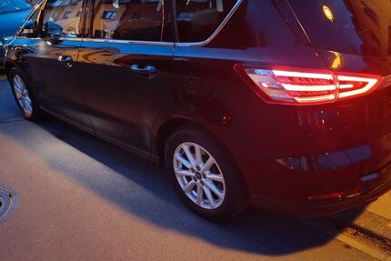 Ford S-Max 116.000 km 13.200 &euro; Mannheim 68199