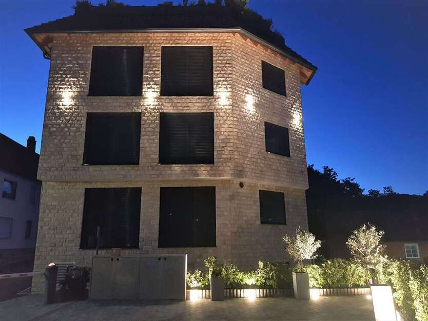 Haus zum Kaufen in Mörlenbach 790.000 € 200 m²
