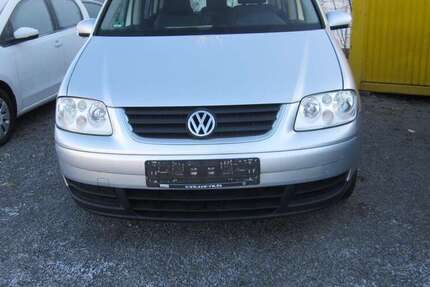 VW Touran 162.500 km 2.850 &euro; Leimen 69181