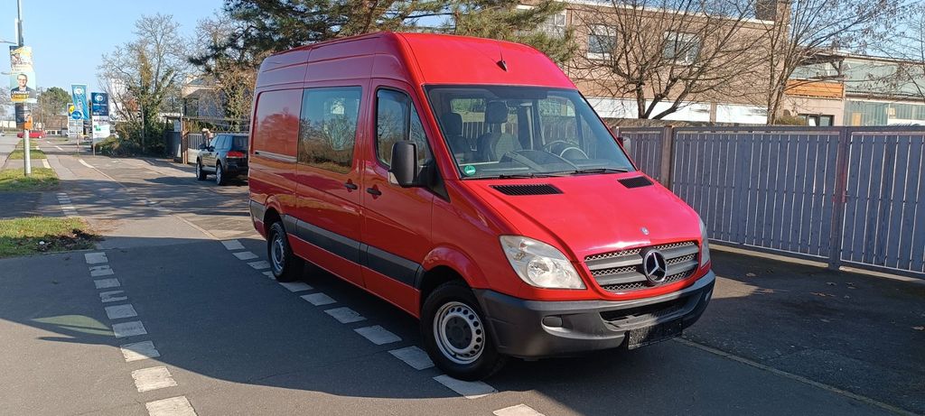 Mercedes-Benz Sprinter 212.000 km 7.800 &euro; Mannheim 68169