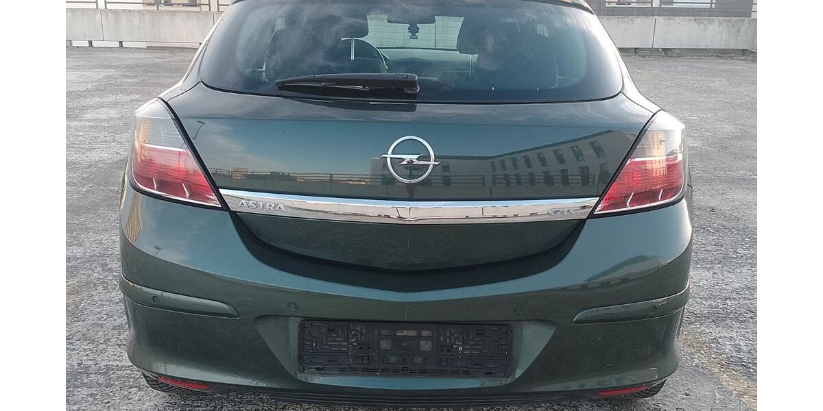 Opel Astra 126.000 km 4.000 &euro; Ludwigshafen 67059