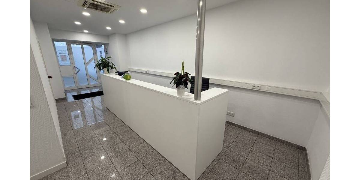 Ladengeschäft-nähe Wassertum - flexibel nutzbar als Praxis, Büro, Tagesgastro oder Einzelhandel zimmer