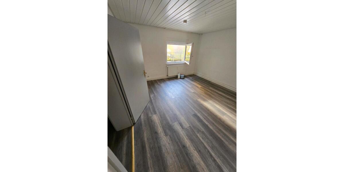 Erdgeschoßwohnung Hirschhorn (Neckar) - 2 Zimmer, 62 m&sup2;, 600&euro; | Angebot:24714816