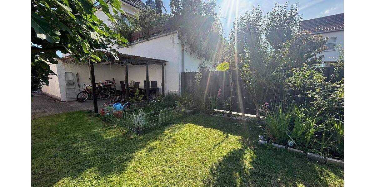 Mehrfamilienhaus, Wohnhaus Lampertheim - 7 Zimmer, 156 m&sup2;, 320.000&euro; | Angebot:26891573