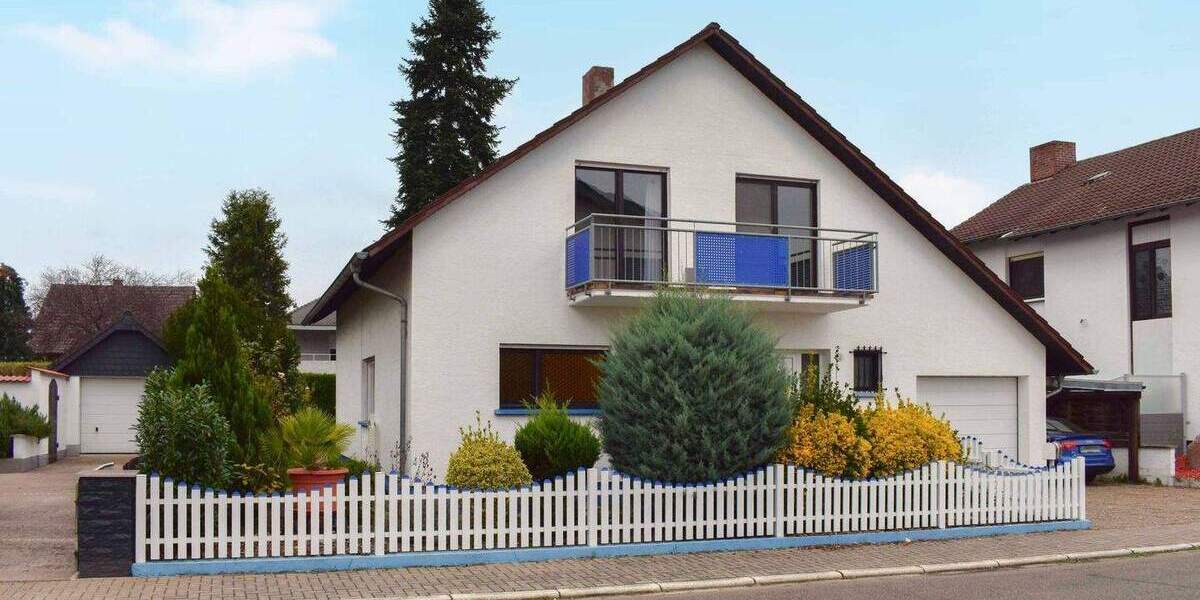 Freistehendes Einfamilienhaus 153 m² 5 Zi. großer Garten, Carport und Garage 610 m² Grundstück frei! 5 zimmer