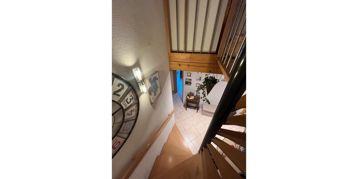 Helle 3 Zimmer–Wohnung mit Studio & Balkon 4 zimmer