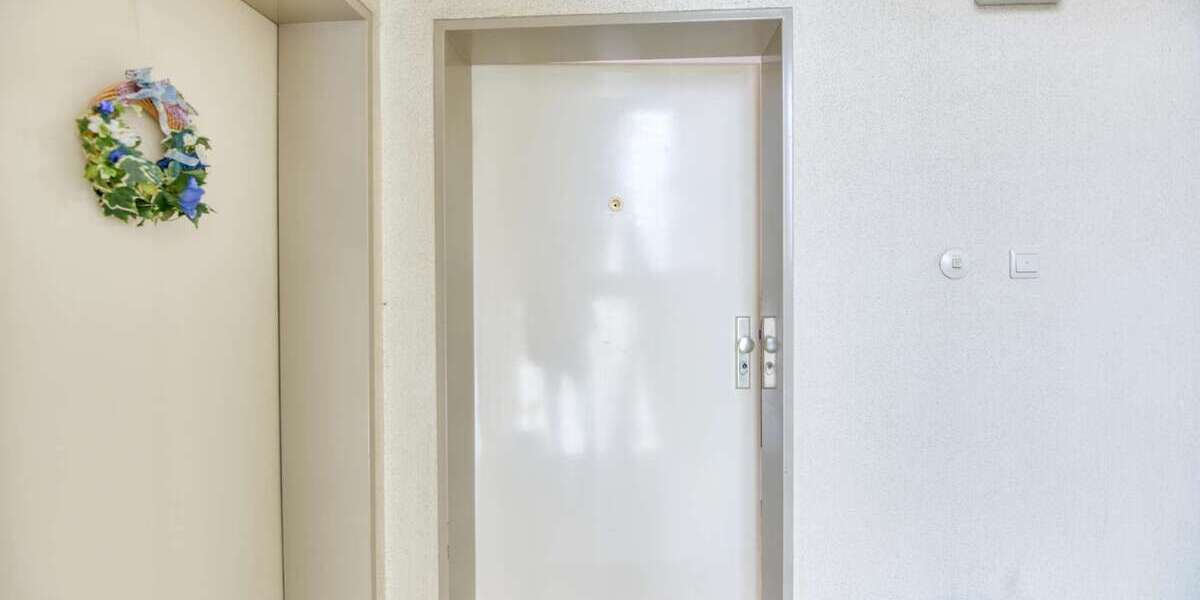 Praktisch geschnittene 2-Zimmer-Wohnung mit Balkon und Stellplatz - Terrassenwohnung Mannheim Käfertal | Angebot:27023847